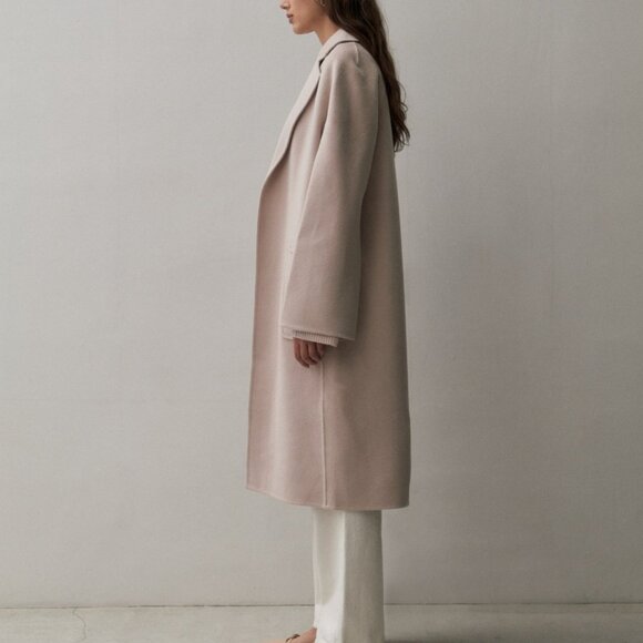 The Curated "The Classic Coat" in Bone, Size Small - Picture 4 of 9